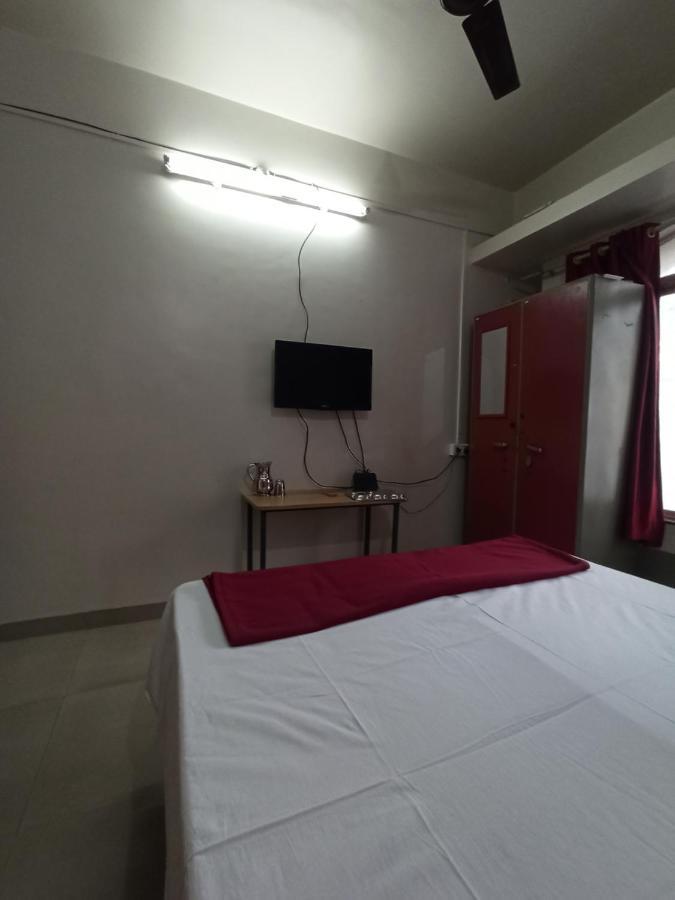 פונה Malwade Motels מראה חיצוני תמונה