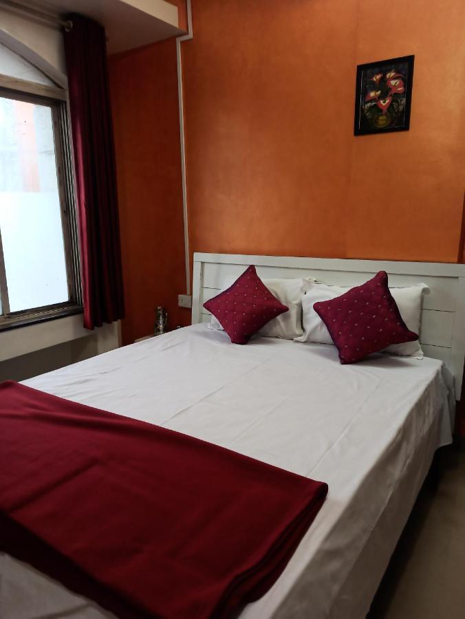 פונה Malwade Motels מראה חיצוני תמונה